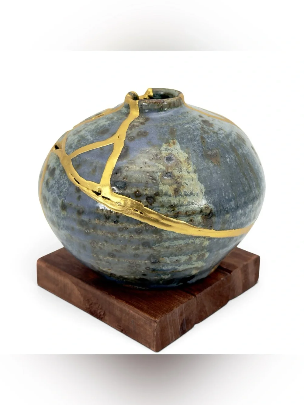 Kintsugi Vase Handmade Pottery Gold Crack Art Personal Growth Gift
